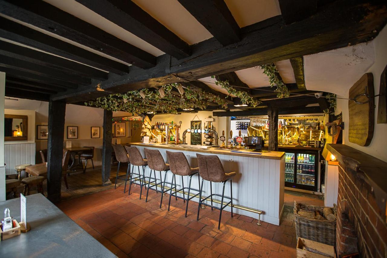 The Bull Inn Pub Stanford Dingley Экстерьер фото